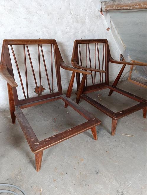 Mid Century Sofa, 2 bijpassende fauteuils.Opknappers!, Antiek en Kunst, Antiek | Meubels | Stoelen en Sofa's, Ophalen