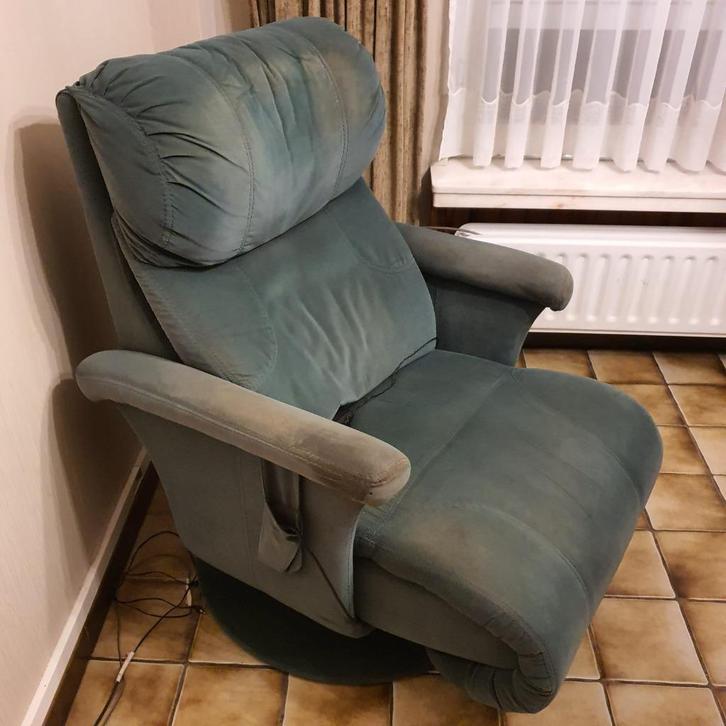 GRATIS groene elektrische stoffen relaxzetel, Huis en Inrichting, Fauteuils, Gebruikt, Stof, Ophalen