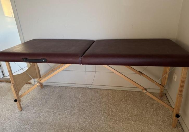 Massagetafel opklapbaar, Sport en Fitness, Massageproducten, Zo goed als nieuw, Massagetafel, Ophalen