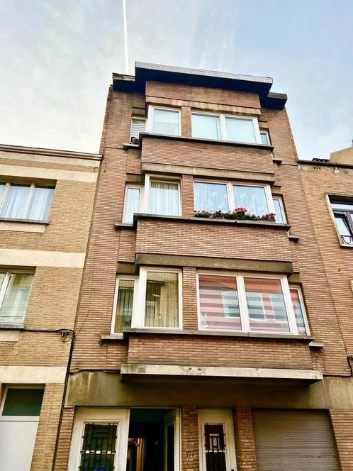 Immeuble te koop in Schaerbeek, Immo, Maisons à vendre, Maison individuelle, G