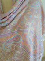 Nieuwe grote sjaal, pashmina, fijne zachte stof, Kleding | Dames, Nieuw, Ophalen of Verzenden, Maat 46/48 (XL) of groter, Pashmina