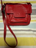 Sac à main Nathan, Enlèvement