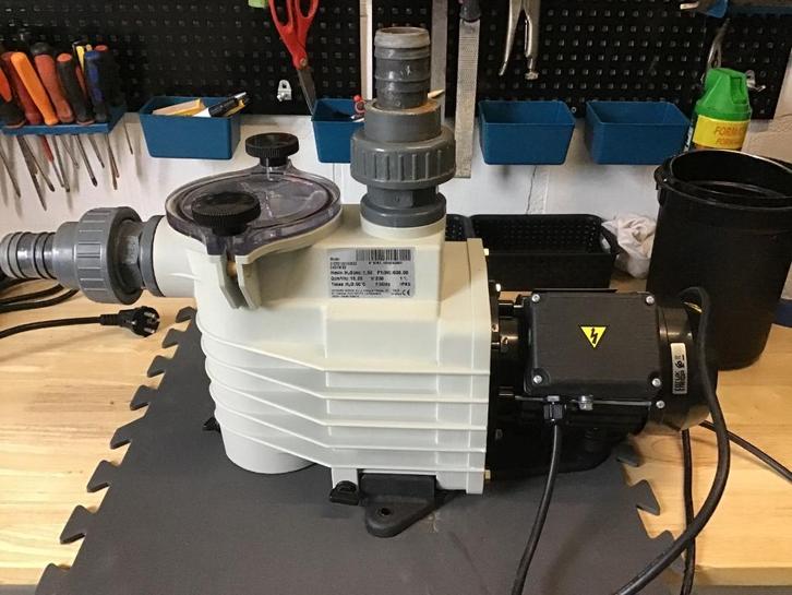 Zwembadpomp, Tuin en Terras, Zwembad-toebehoren, Zo goed als nieuw, Zwembadpomp, Ophalen