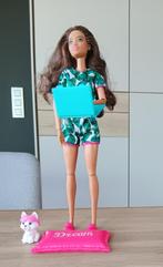 Barbie wellness pop met accessoires, Zo goed als nieuw, Ophalen, Barbie