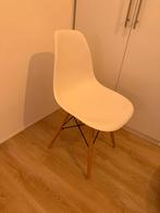 Witte eetkamerstoel - 6 stuks, Huis en Inrichting, Stoelen, Ophalen, Zo goed als nieuw, Wit, Vijf, Zes of meer stoelen