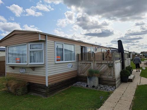 Stacaravan met terras en grote tuin in Middelkerke, Caravans en Kamperen, Stacaravans, tot en met 4, Ophalen