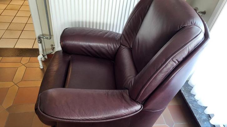 Donkerbruine leren zetel, Huis en Inrichting, Fauteuils, Zo goed als nieuw, Ophalen