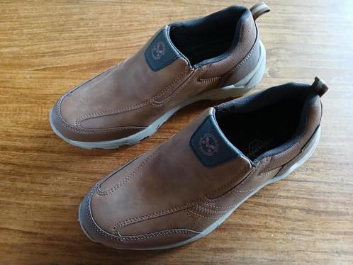 Twee paar bruine herenschoenen.maat 41, Kleding | Heren, Schoenen, Zo goed als nieuw, Sandalen, Ophalen
