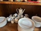 Servies 12 personen jaren 60 - Arzberg, Antiek en Kunst, Antiek | Servies compleet, Ophalen