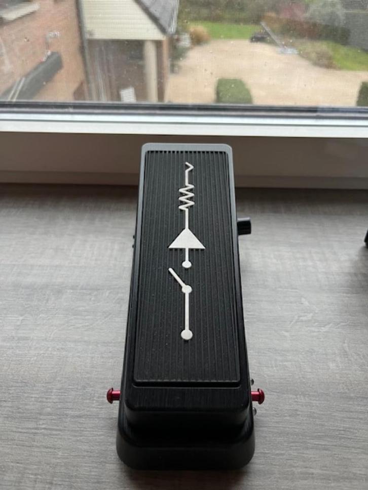 Dunlop MXR MC404 CAE wah-wah pedaal, Muziek en Instrumenten, Effecten, Zo goed als nieuw, Wah Wah, Ophalen