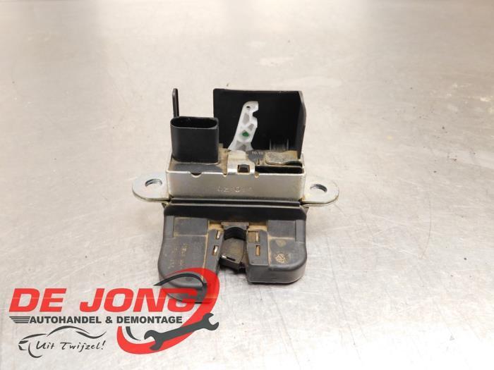 Slotmechaniek Achterklep van een Volkswagen Caddy, Auto-onderdelen, Carrosserie, Volkswagen, Gebruikt, 3 maanden garantie, Ophalen of Verzenden