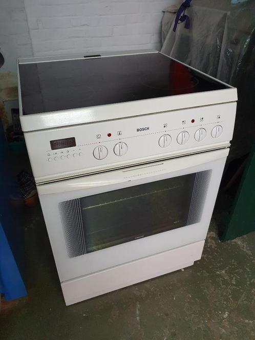 Cuisinière électrique Bosch - Parfait état, Elektronische apparatuur, Fornuizen, Elektrisch, 4 kookzones, Ophalen
