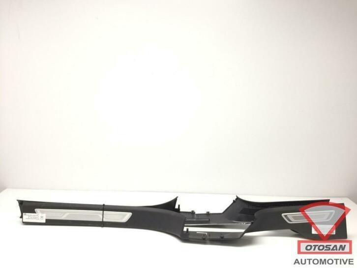 vw touareg 2018 highline instaplijsten set l+r 760853846a 76, Auto-onderdelen, Carrosserie, Volkswagen, Links, Gebruikt