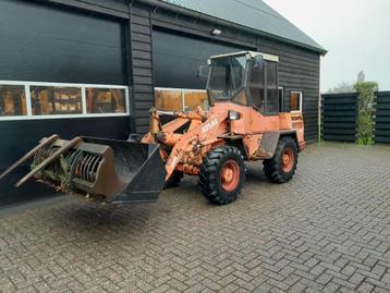 Atlas AR 46 C shovel met puinbak dichte bak en vorken beschikbaar voor biedingen