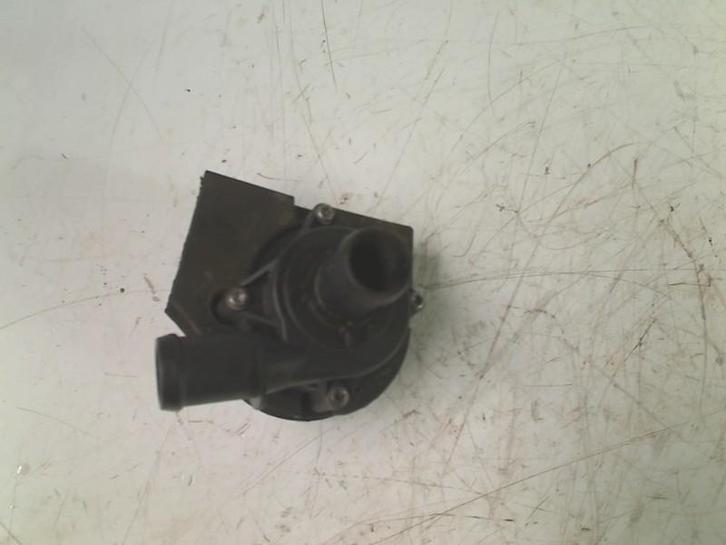 WATERPOMP Volkswagen Golf VIII (CD1) (01-2019/-) (5q0965567), Auto-onderdelen, Airco en Verwarming, Volkswagen, Gebruikt