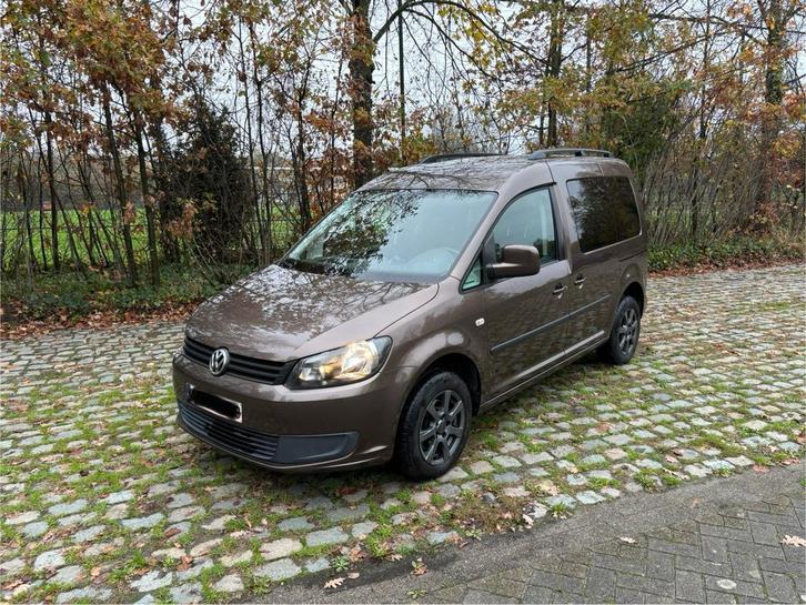 VW caddy, 1,6 TDI , 5 zitplaatsen, in goede staat, Auto's, Volkswagen, Bedrijf, Caddy Maxi, ABS, Airbags, Airconditioning, Boordcomputer