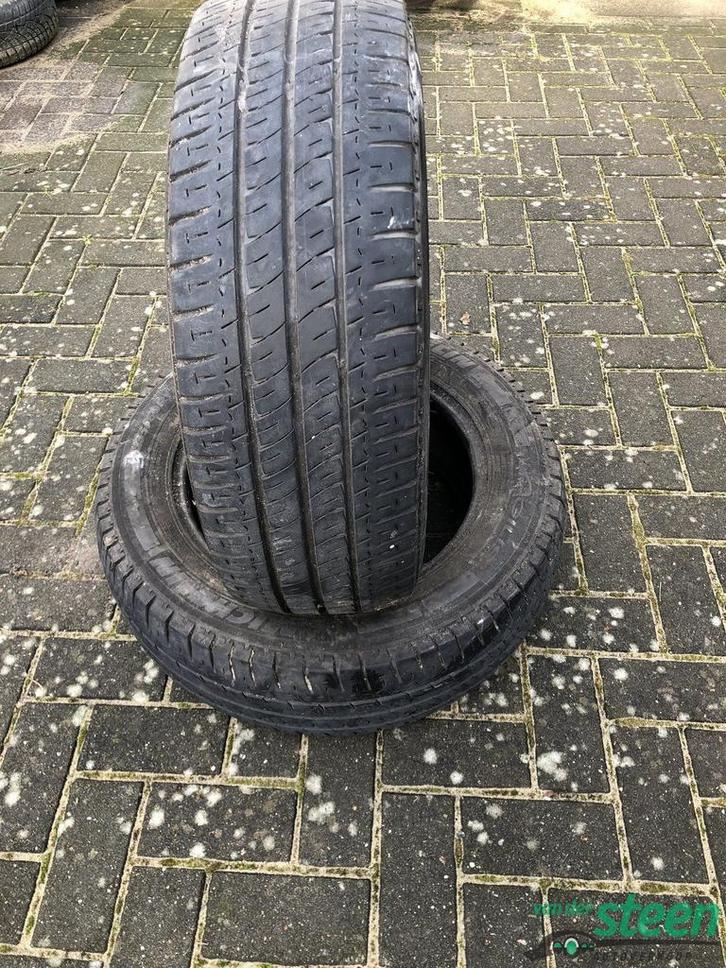 2 x bedrijfswagen Michelin Agilis 235-60-17 10 PR 117/115 R, Auto-onderdelen, Banden en Velgen, Band(en), Zomerbanden, 17 inch