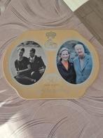 Blikken doos koningspaar, Verzamelen, Koningshuis en Royalty, Ophalen of Verzenden, Zo goed als nieuw