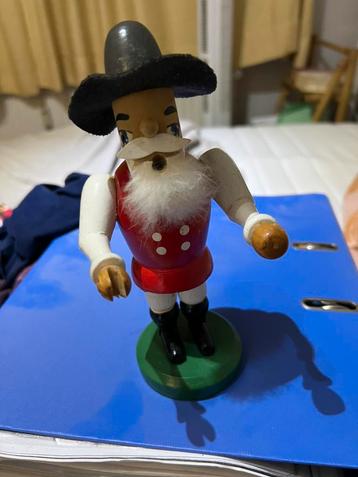 Lot 3 figurines de erzgebirge beschikbaar voor biedingen