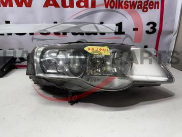 Volkswagen PASSAT B6 Koplamp  beschikbaar voor biedingen