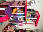 Barbiehuis, Kinderen en Baby's, Speelgoed | Poppenhuizen, Zo goed als nieuw, Ophalen