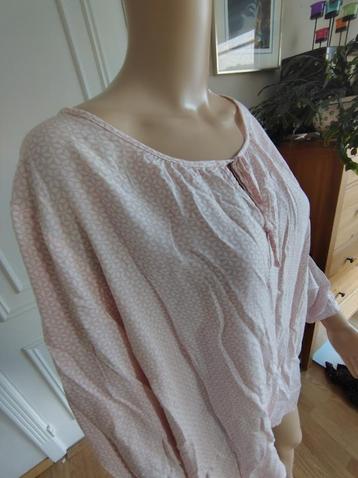 leuke roze zomerse blouse beschikbaar voor biedingen