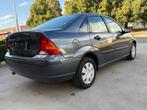 Ford Focus 1.6i Automaat!!! 72000 km!!!, Auto's, 4 deurs, Stof, Zwart, 4 cilinders