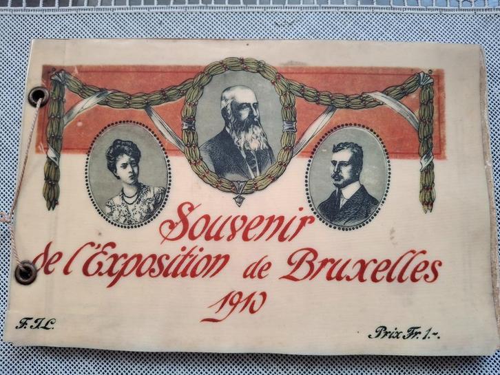 boekje met Medaillon Leopold II en Albert I en Elisabeth1910, Verzamelen, Koningshuis en Royalty, Gebruikt, Tijdschrift of Boek