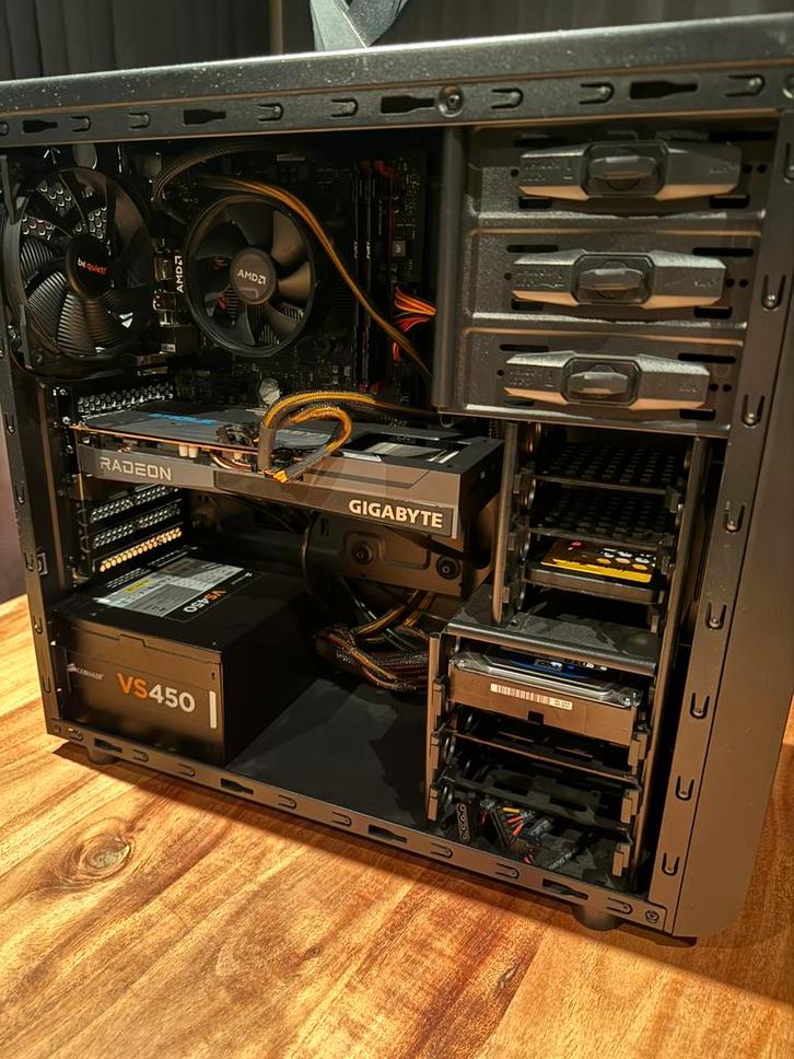 Gaming PC - Ryzen 5 3600, RX 6600, 32GB RAM, Computers en Software, Desktop Pc's, Zo goed als nieuw, 3 tot 4 Ghz, HDD, SSD, 32 GB