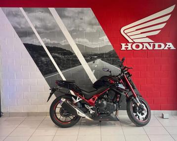 Honda CB750 Hornet (bj 2023) beschikbaar voor biedingen