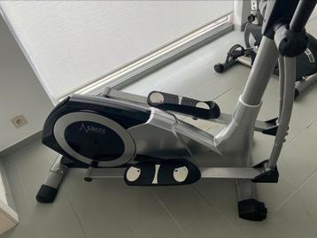 Cross trainer beschikbaar voor biedingen