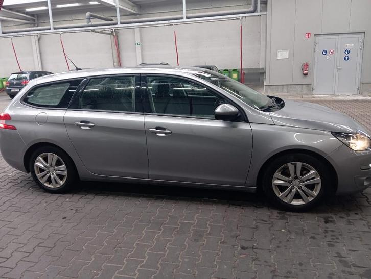 PEUGEOT 308 2015 AVEC INSPECTION PRÉALABLE À LA VENTE, Autos, Peugeot, Particulier, ABS, Phares directionnels, Airbags, Air conditionné