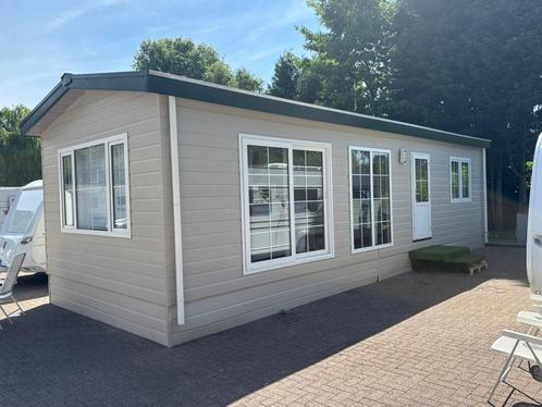 Chalet Tekoop in wilrijk, Caravans en Kamperen, Stacaravans, tot en met 5, Ophalen