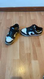 Nike dunks low, Kleding | Heren, Schoenen, Wit, Nike, Ophalen of Verzenden, Zo goed als nieuw