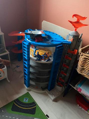 Énorme lot Hotwheels, À monter soi-même, Comme neuf, Enlèvement, Circuit