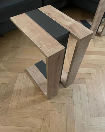 Moderne salontafel van imitatie eikenhout en donkergrijs beschikbaar voor biedingen