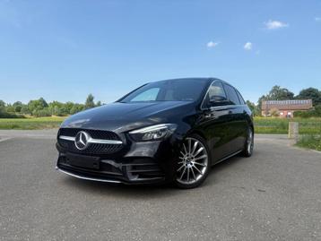 Mercedes-Benz - B180 AMG Line - Benzine - Automaat beschikbaar voor biedingen