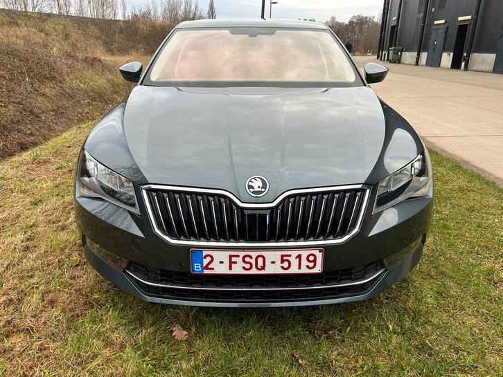 Skoda Superb 1.8TSI 132KW / 180pk, Auto's, Skoda, Particulier, Superb, ABS, Achteruitrijcamera, Airbags, Airconditioning, Android Auto