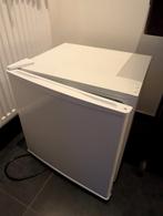 Mini ijskast frigo met vriesvakje, Elektronische apparatuur, Koelkasten en IJskasten, Minder dan 75 liter, Ophalen, Zo goed als nieuw