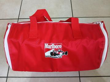 Marlboro sac de voyage  beschikbaar voor biedingen