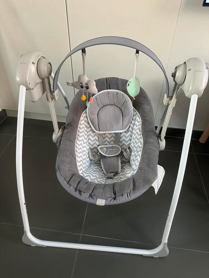 Badabulle schommelstoeltje, Kinderen en Baby's, Wipstoeltjes, Zo goed als nieuw, Ophalen