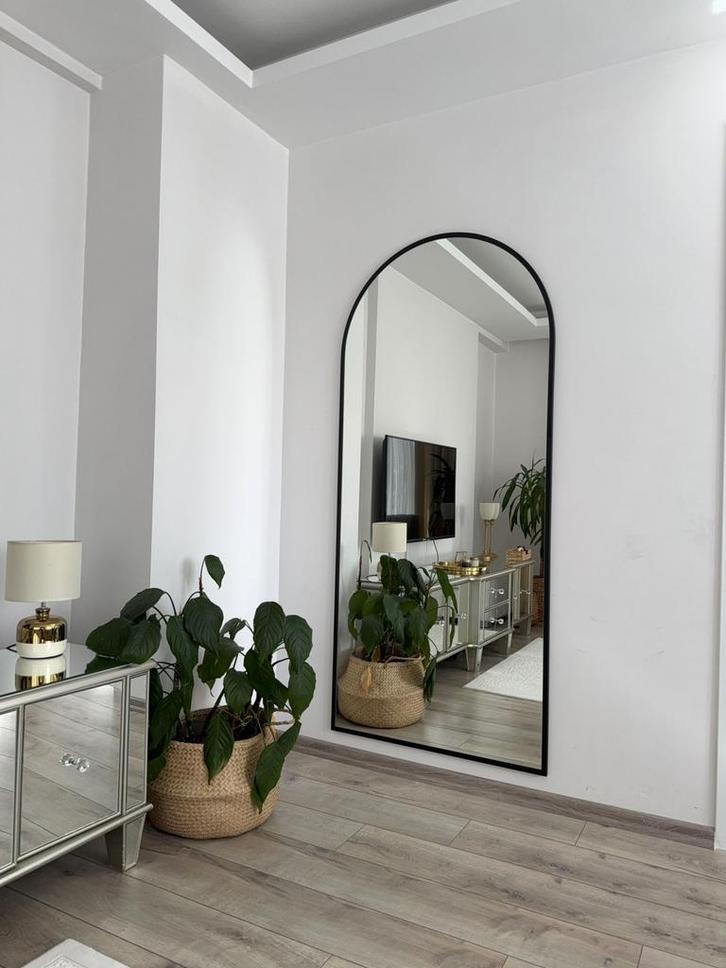 Grote Ovaal Spiegel - Modern Zwart Frame, Maison & Meubles, Accessoires pour la Maison | Miroirs, Comme neuf, Ovale, Enlèvement ou Envoi