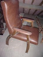 oude leren fauteuil URGENT DRINGEND, Ophalen