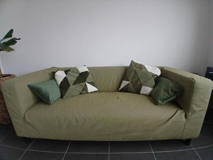 Canapé 2 places kaki KLIPPAN Ikea, Maison & Meubles, Canapés | Salons, Comme neuf, Banc droit, Deux personnes, 150 à 200 cm, Moins de 75 cm