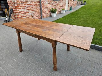 Uitschuifbare eettafel beschikbaar voor biedingen