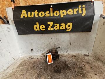 Remklauw (Tang) rechts-voor van een Mazda 2. beschikbaar voor biedingen