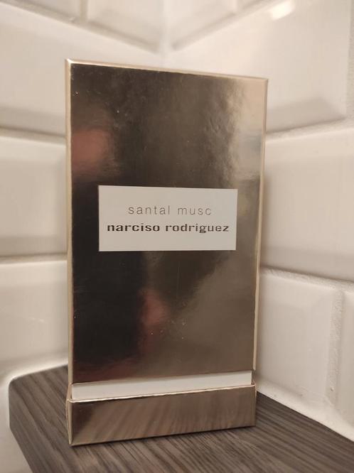Narciso rodriguez, Santal musc, Handtassen en Accessoires, Uiterlijk | Parfum, Zo goed als nieuw, Ophalen of Verzenden