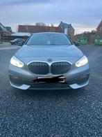 BMW 116i met een M BACK BUMPER full options, Auto's, BMW, Voorwielaandrijving, Overige kleuren, 5 deurs, Particulier