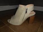 Chaussures Crinklees/Taille 37, Comme neuf, Beige, Enlèvement ou Envoi
