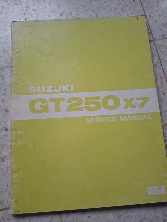 Suzuki GT250 X7 Service Manual (English), Motoren, Handleidingen en Instructieboekjes, Ophalen of Verzenden